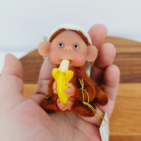 Just a Little Monkey Business Ashton Drake Gallery Lydia Marlene Nibbles Figure - Picture 10 of 12